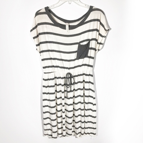 Vanilla Bay Dresses & Skirts - Vanilla Bay Casual Striped Drawstring Dress Size L